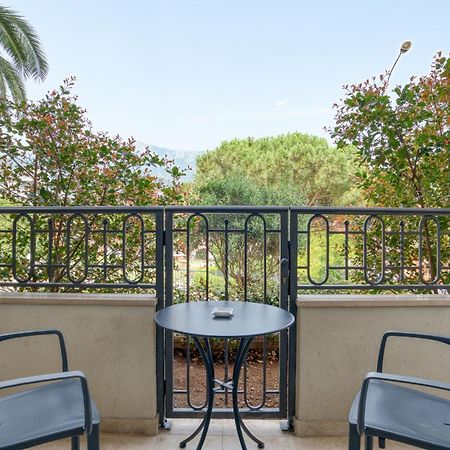 Ap Royal Oak - 2 Bedroom Apartment In بودفا المظهر الخارجي الصورة