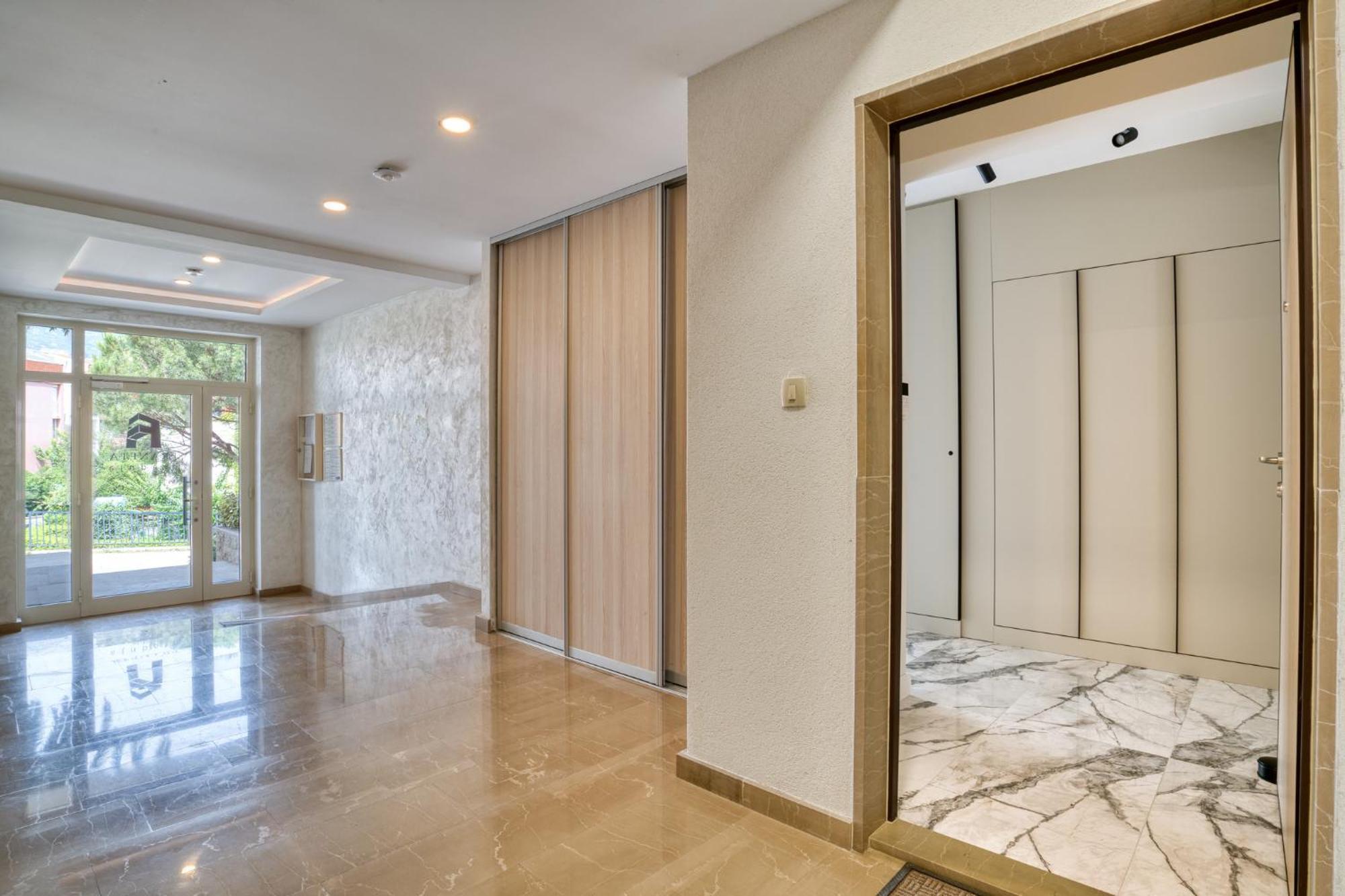 Ap Royal Oak - 2 Bedroom Apartment In بودفا المظهر الخارجي الصورة